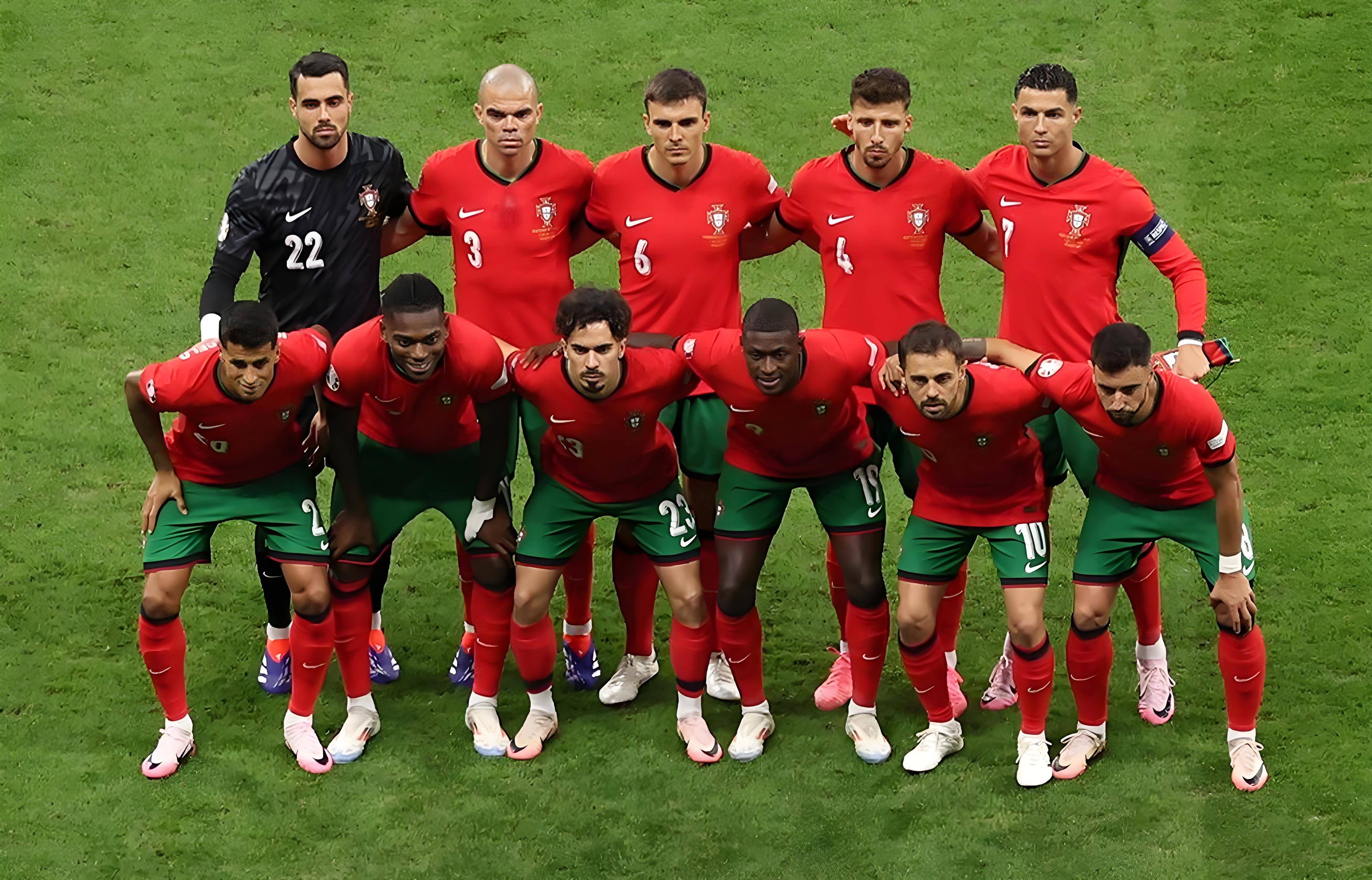 B体育体育投注-瞩目比赛中球员表现抢眼，展现出色实力