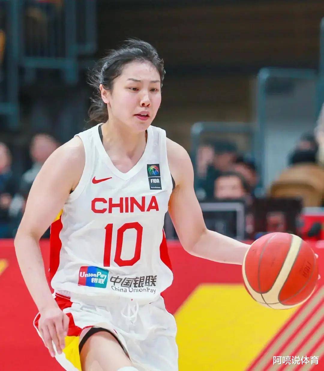 B体育体育活动-上海女篮备战决赛，力争夺冠的简单介绍