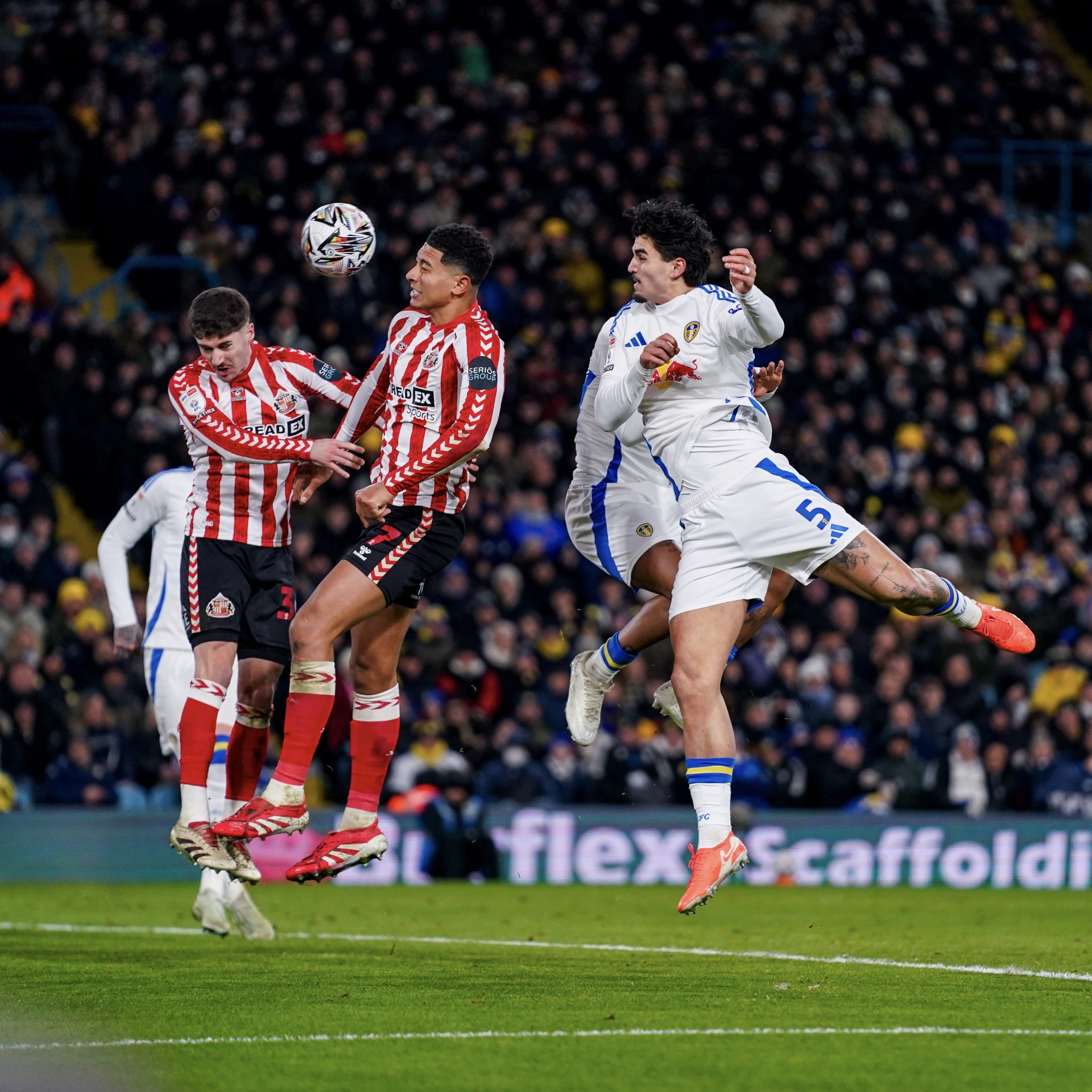 利兹联客场战平布莱顿，保级形势稳定的简单介绍