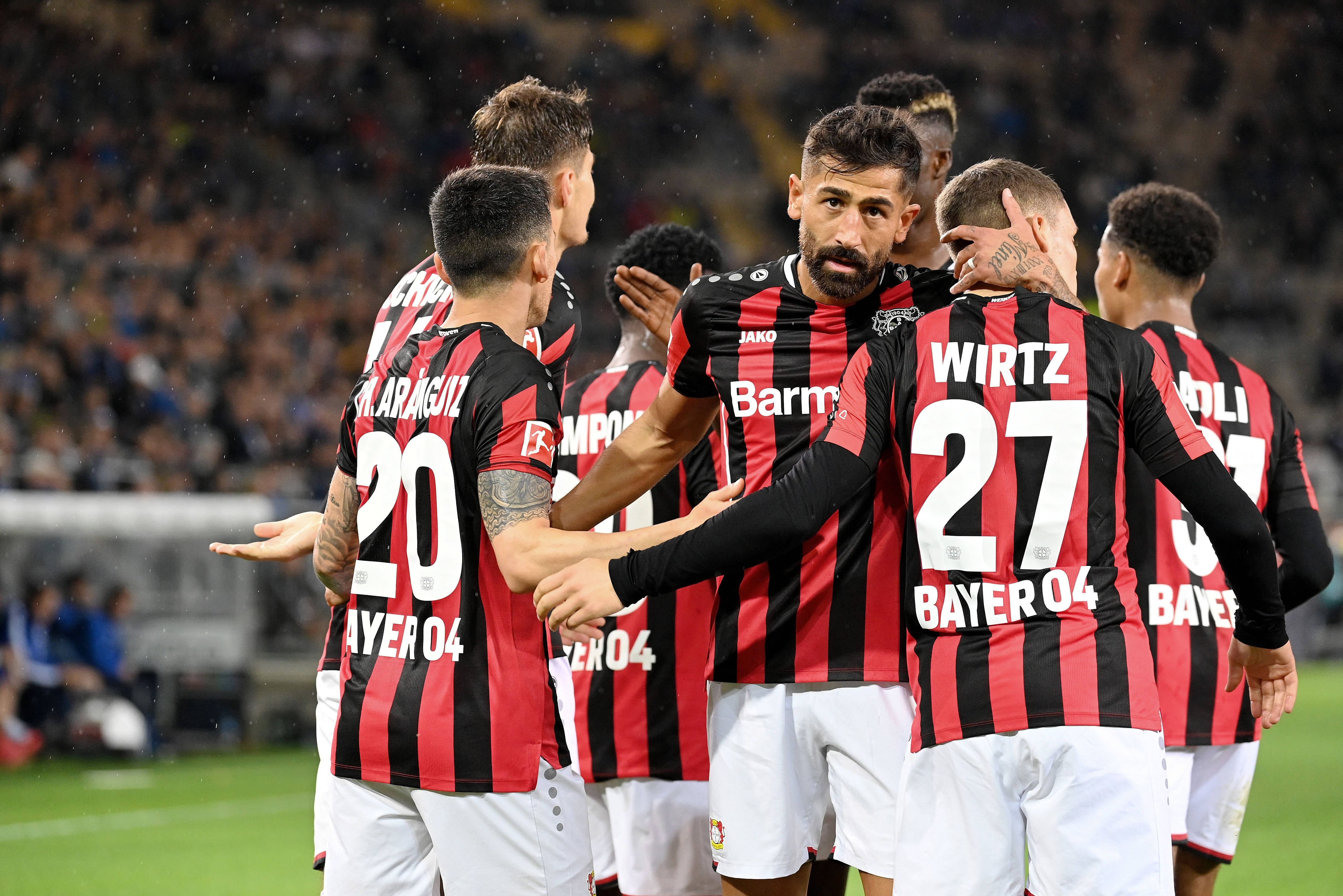 B体育体育app-斯图加特客场惜平排名中游德甲战绩不俗展现实力的简单介绍