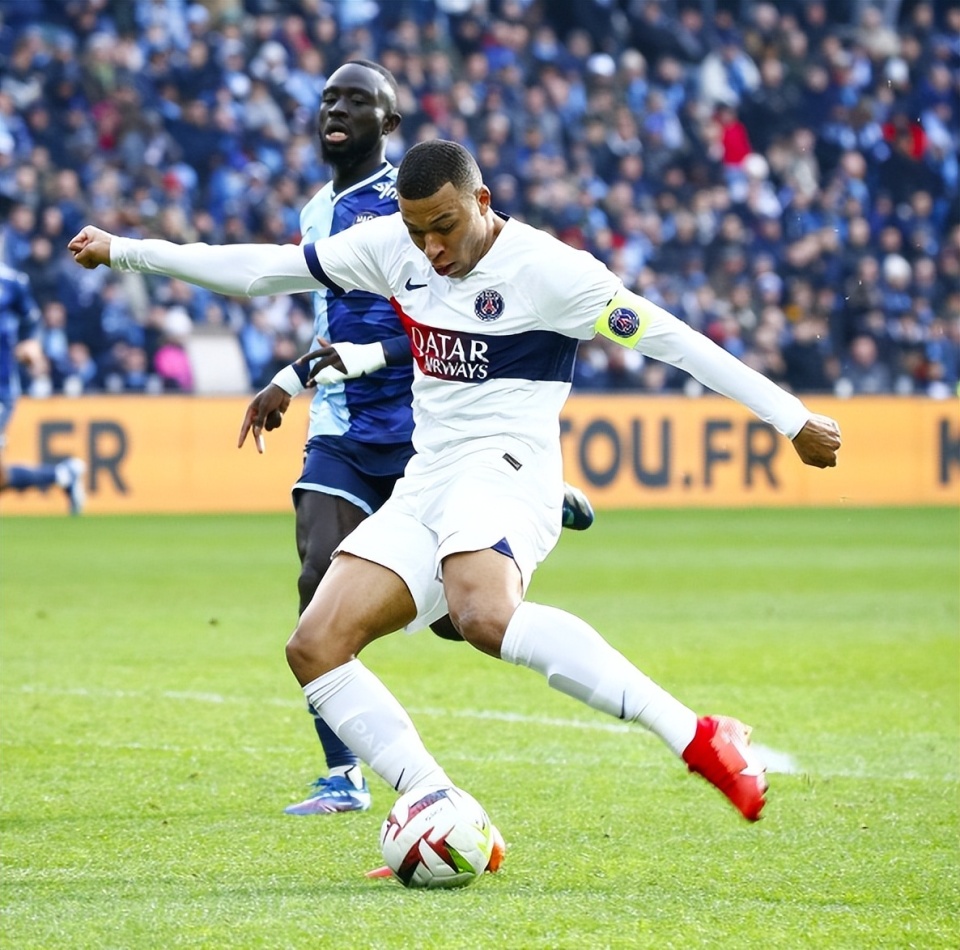 关于法甲劲旅士气低迷，多轮比赛不胜的信息