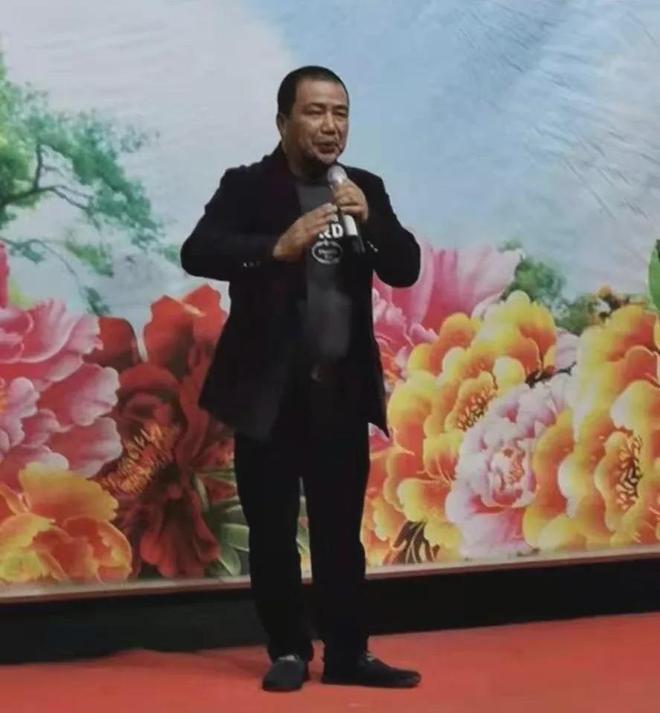 中国篮球明星登上阿拉伯劳动节晚会舞台