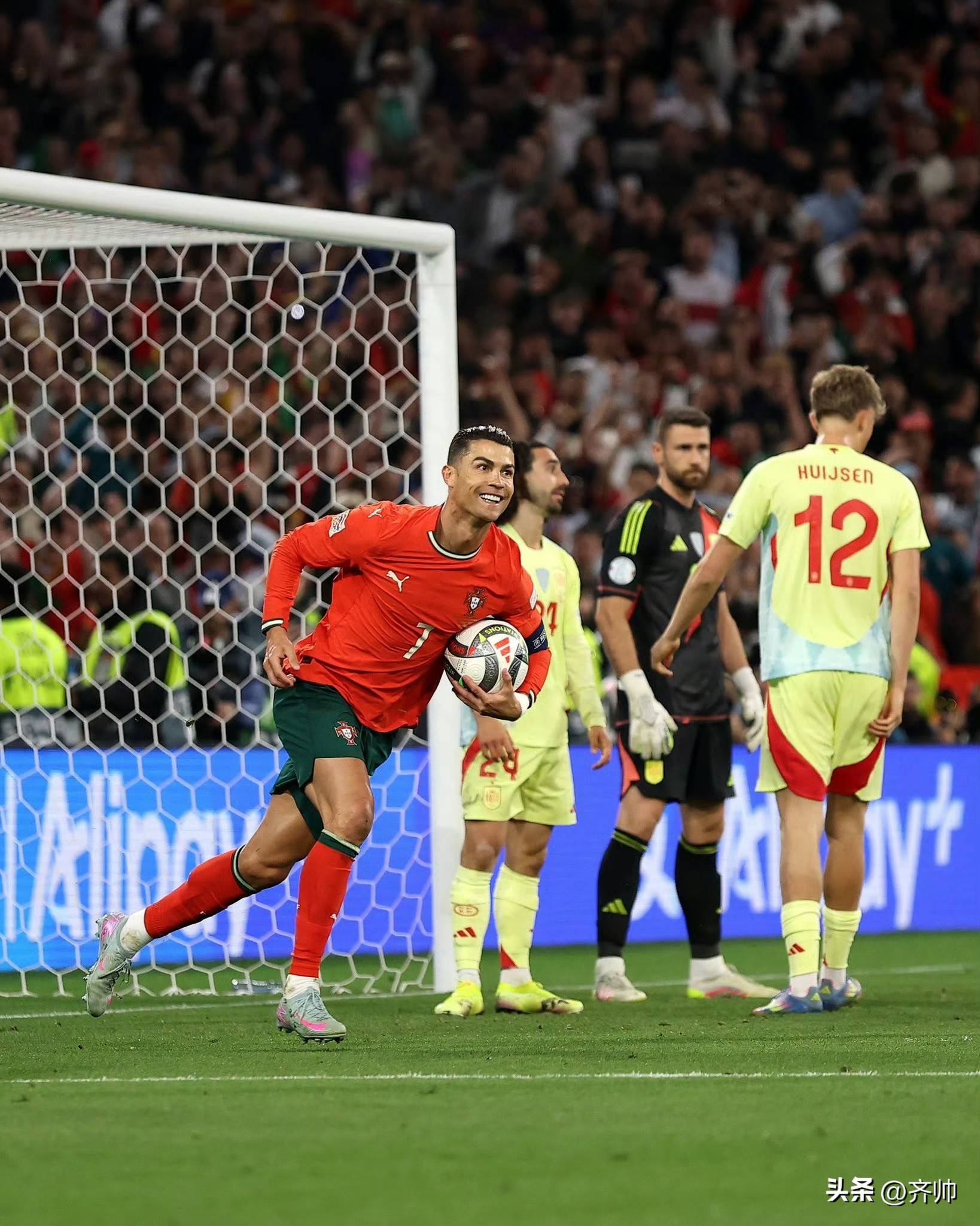 关于西班牙传奇复出：欧国联冠军现身的信息