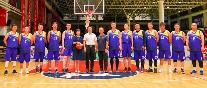 台湾篮球大赛上历史佳绩球员集体出战的简单介绍